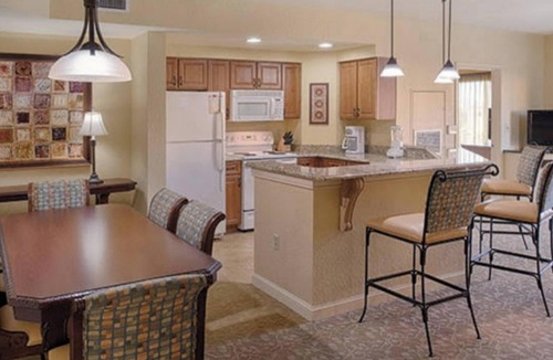 Lake Buena Vista Villa | Beautiful 2 bedroom condo on Disney property