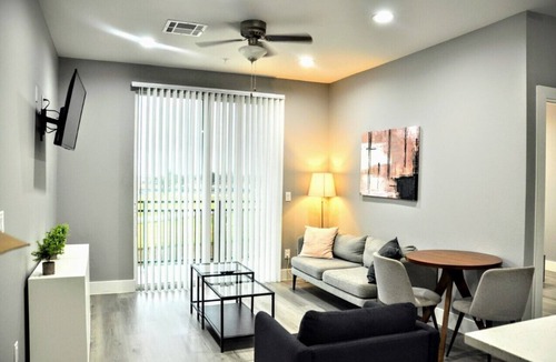 Sealy Apartment | Beautiful 2 bed apartment in the heart of Sealy