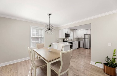 Charlotte House | Beautiful 3BR 2 bath close to CLT Uptown& Southend