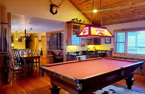 Coalmont House | Beautiful 5 BDRM mountain home on working bison ranch in North Park, CO.