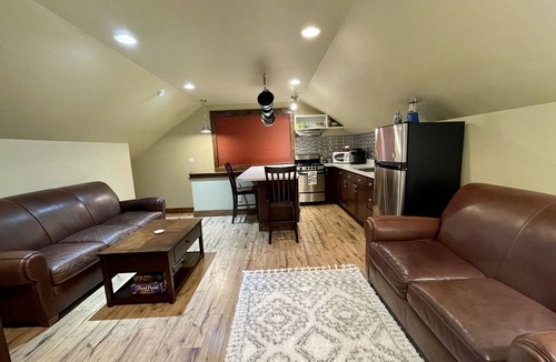 Bozeman Apartment | Beautiful Apartment Close To Downtown With Mountain View!