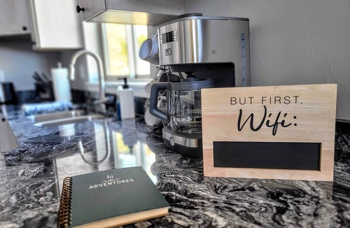 Wolf Creek House | Beautiful Brand New Home with the BEST VIEW OF THE MISSOURI RIVER