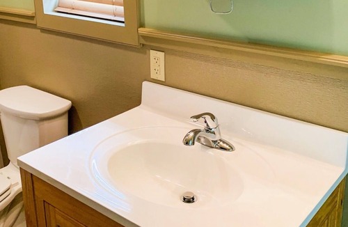Edgefield Cabin | Beautiful Cabin with scenic views for Corporate Events & Family Vacations