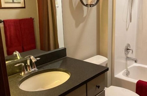 Columbia Falls Condo | Beautiful Condo Near Glacier National Park and Whitefish Mountain Resort