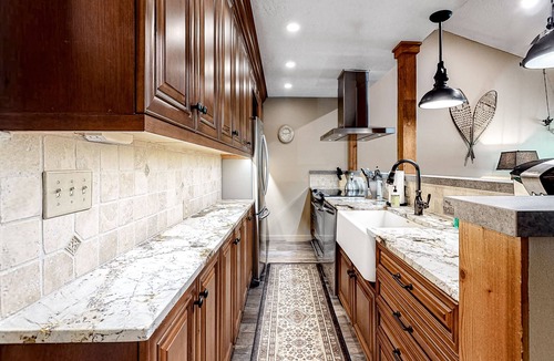 Moose Wilson Road Condo | Beautiful condo with full kitchen, mountain views