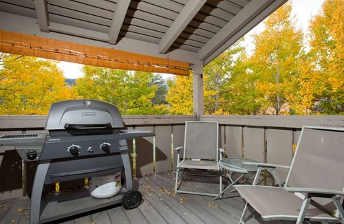 Moose Wilson Road Condo | Beautiful condo with full kitchen, mountain views