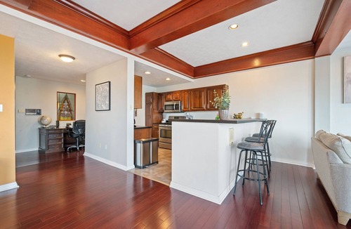 Pittsburgh House | Beautiful Hillside Home with Incredible City Views! Great Location and Privacy!