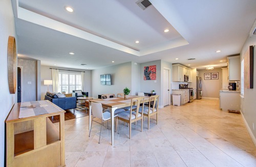 Spring Shadows House | Beautiful home in Houston Memorial, Galleria Area