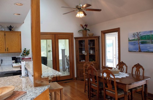 Pinetown House | Beautiful home on Blounts Bay ready for your next family vacation