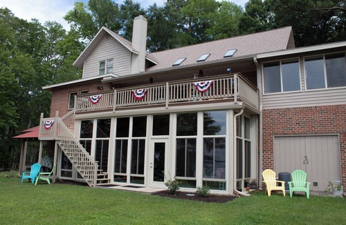 Pinetown House | Beautiful home on Blounts Bay ready for your next family vacation