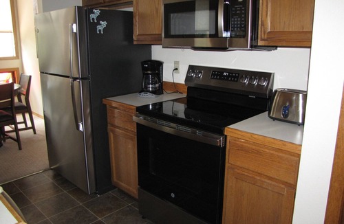 Big Sky House | Beautiful home w/fireplace, amazing views & community hot tub - Hidden Village Cozy Getaway