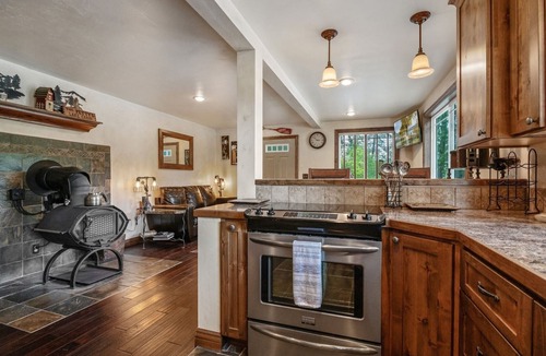 Athol Cabin | Beautiful Lake Cabin on Kelso Lake, Idaho! Close to Silverwood!