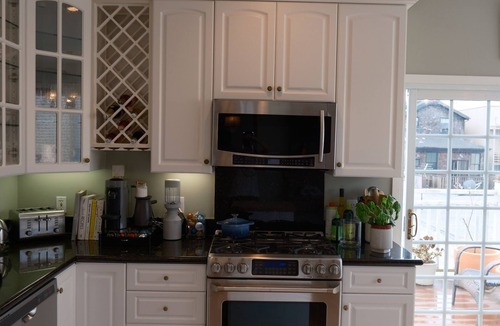 Outer Richmond Apartment | Beautiful Light Filled Spacious 1 Bedroom with Private Deck