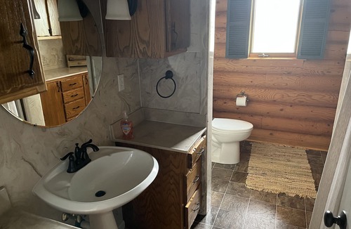 Worland Cabin | Beautiful Lodge with Back-Country Views and Western Charm