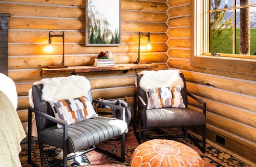 Livingston Cabin | Beautiful Log Cabin in Paradise Valley, Montana