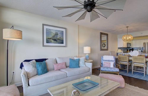 Ash Condo | Beautiful Oceanfront 3 Bedroom Condo in North Myrtle Beach - Crescent Keyes 805