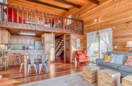 Sandpiper Village House | Beautiful Oceanfront Home with Beach access, Dog Friendly and Ping Pong Table!