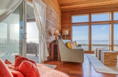 Sandpiper Village House | Beautiful Oceanfront Home with Beach access, Dog Friendly and Ping Pong Table!