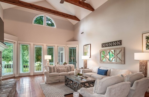 Debordieu Colony House | Beautiful Updated 3 Bedroom Home in Debordieu, pet friendly