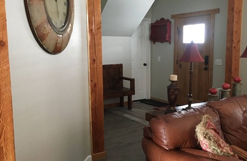 Butte House | Beautiful uptown home close to Montana Tech