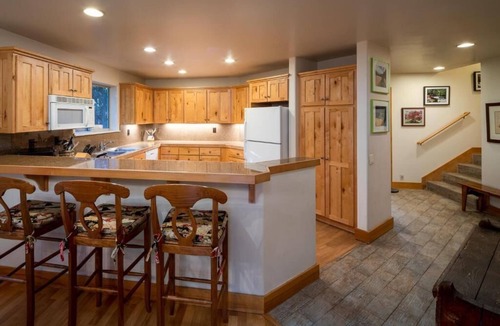 Ketchum Condo | Beautiful View, Walk to Everywhere.