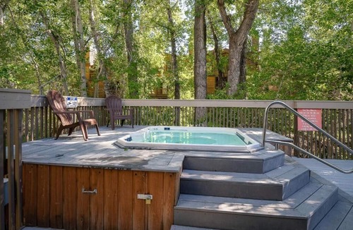Ketchum Condo | Beautiful View, Walk to Everywhere.