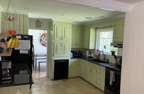North Chesterfield House | Beautifully Updated Forest Hill Rancher- Whole House