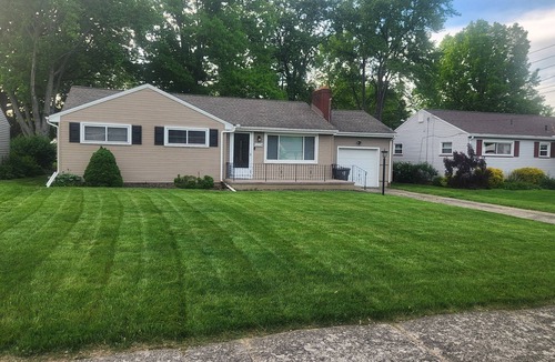 Youngstown House | Beauty Near Mill Creek Park at Bears Den