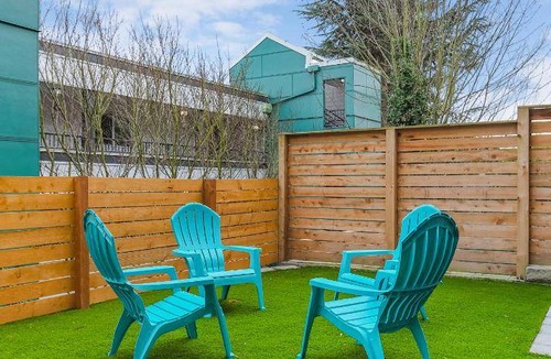 East Queen Anne Bed & Breakfast | Bed and breakfast ∙ 2 guests