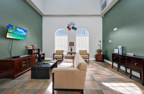 Davenport Apartment | Bella Piazza Resort Condo Near Disney Orlando 3 Bed 3 Bath , Pool & Hot Tub !