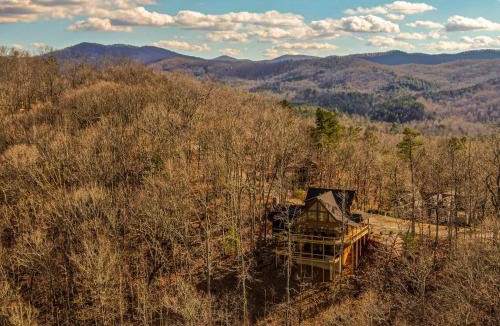 Morganton House | BELLA VISTA - Beautiful View in the Blue Ridge Mountains