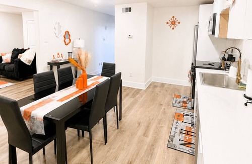 Old East Dallas Apartment | Bellevue Escape In Downtown Dallas