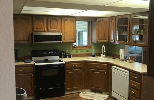 Billings House | Bench Getaway - 3 bedroom place