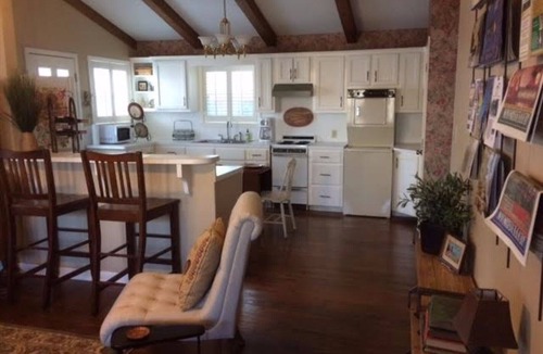 Jefferson House | BESSIE'S LANDING - Charming Cottage in Jefferson, TX Historic District