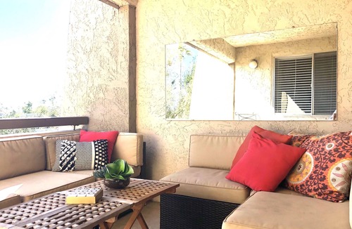 South Scottsdale Condo | Best Pool in the Area!- Walk to Everything Old Town! -2 Private Master Suites