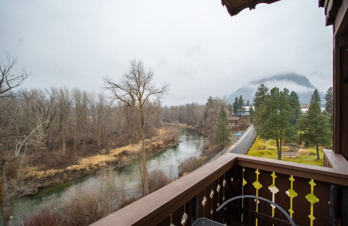 Leavenworth Condo | Best Views in Leavenworth from Downtown 2-bedroom Condo