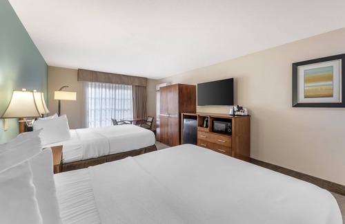 Schertz Hotel | Best Western Plus Atrium Inn
