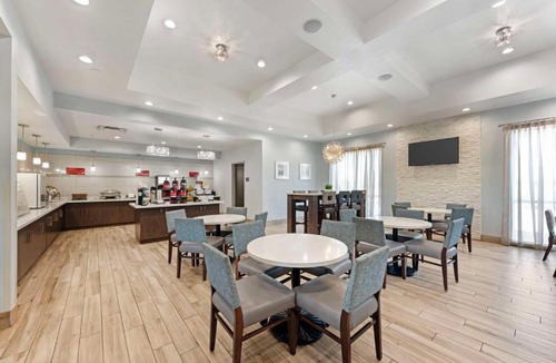 Buda Hotel | Best Western Plus Buda Austin Inn & Suites