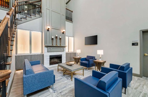 Yulee Hotel | Best Western Plus First Coast Inn and Suites