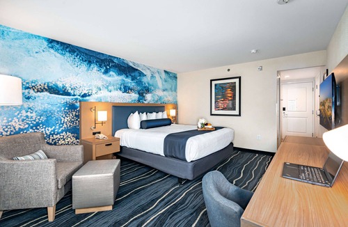 National City Hotel | Best Western Plus Marina Gateway Hotel