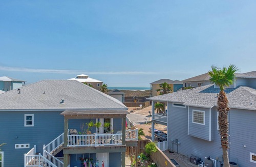 Safe Harbor House | Big Blue by Silver Sands Vacation Rentals