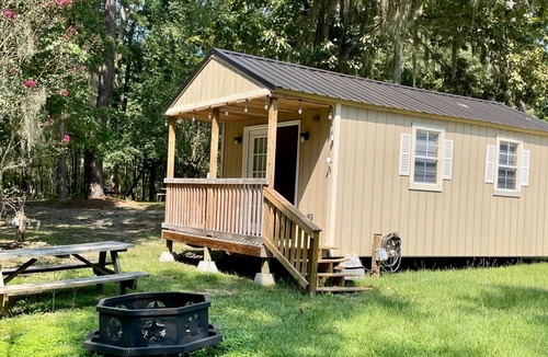 Clarendon County Cabin | Big Cabin 1 at Elliott's Campground at the Upper End of Lake Marion in Rimini SC