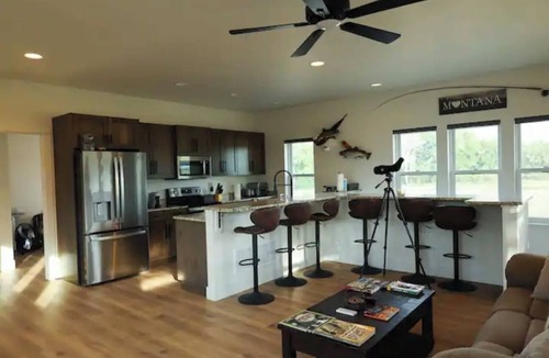 Glen House | Big Hole River Property- Lure House