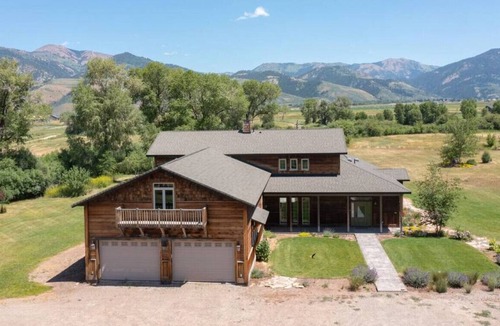 Afton Cabin | Big Ridge Meadows Cabin - creek on property!
