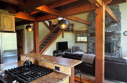 Powder Ridge House | Big Sky Gem: Ski-in/Walk-out Luxury Chalet