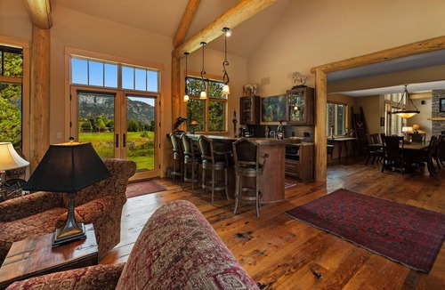 Big Sky House | Big Sky Meadow Private Retreat w/Hot Tub