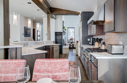 Powder Ridge Ski Chalet | Big Sky Vacation Rentals: Homestead 4 Claim Jumper