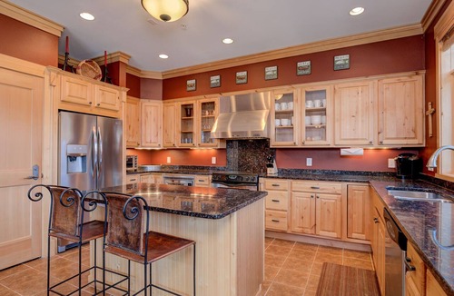 Big Sky Meadow Village Condo | Big Sky Vacation Rentals: SP Club Condo 22