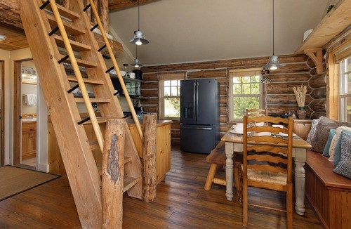 Big Sky Cabin | Big Sky Vacation Rentals: 15 Rustic Ridge