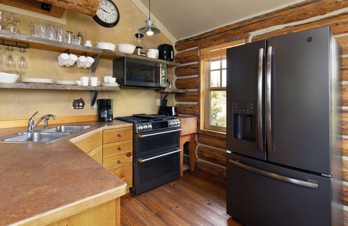 Big Sky Cabin | Big Sky Vacation Rentals: 15 Rustic Ridge